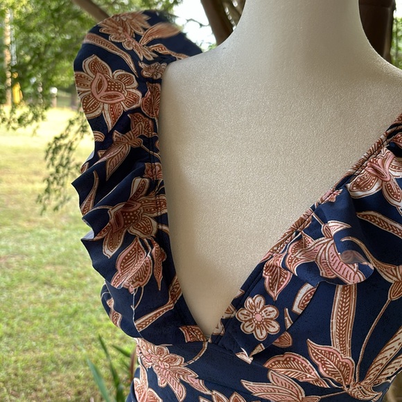CupShe Blue Floral One piece Swimsuit XS ruffled v neckline lace up back NWT - Picture 2 of 8